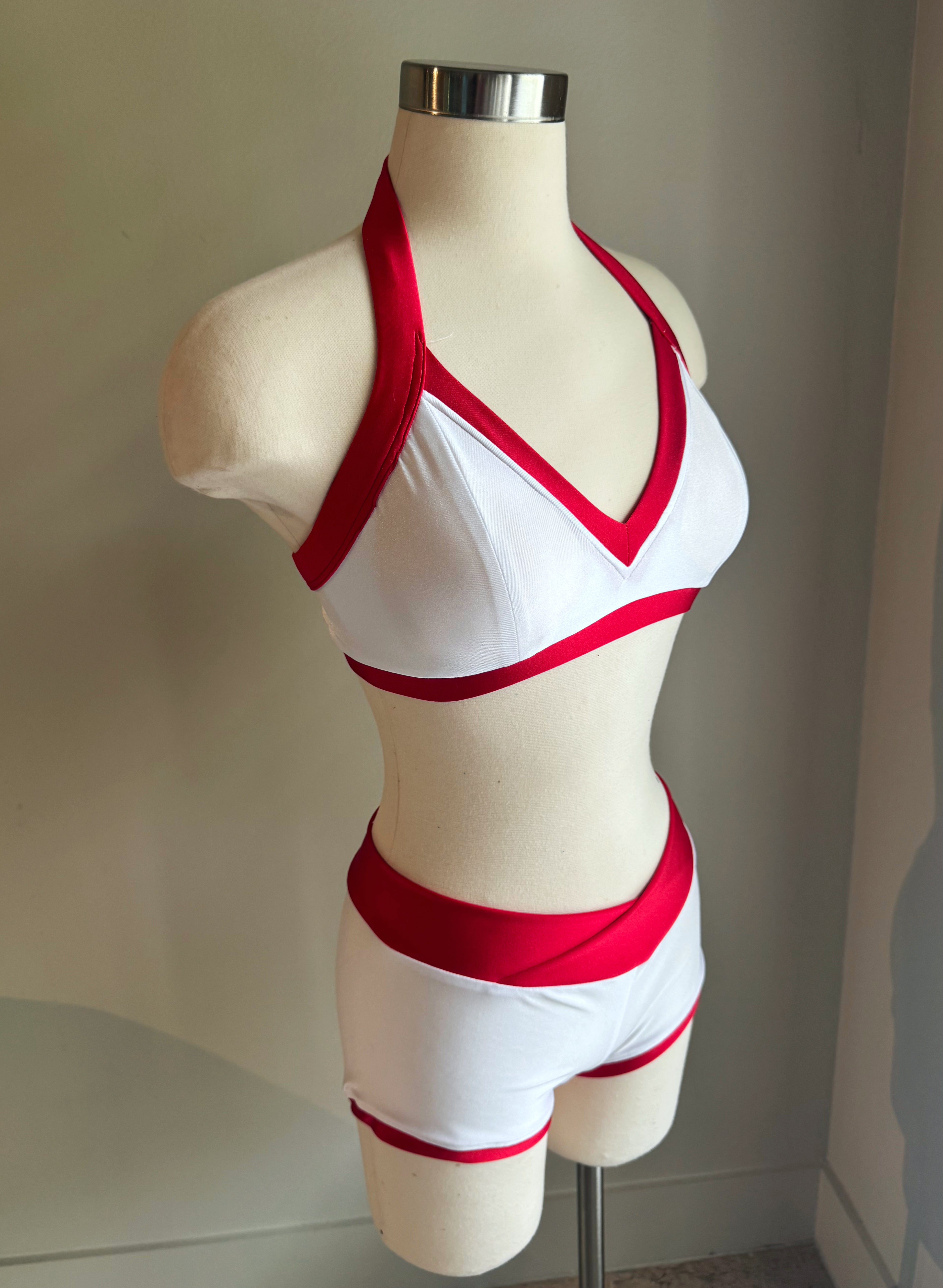 Red & White Sweetheart Set - Small