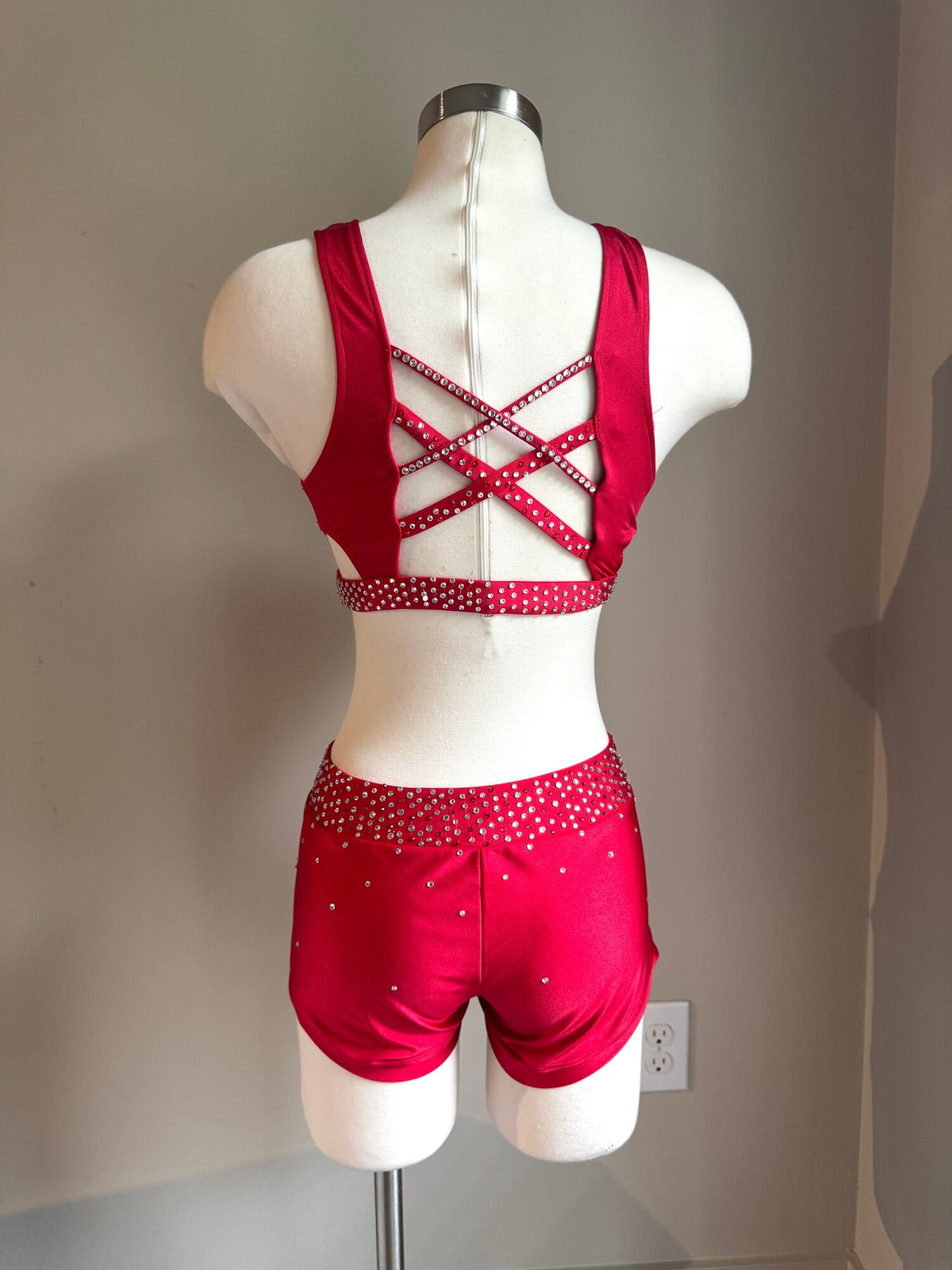 Red Side Cutout Audition Set - Small